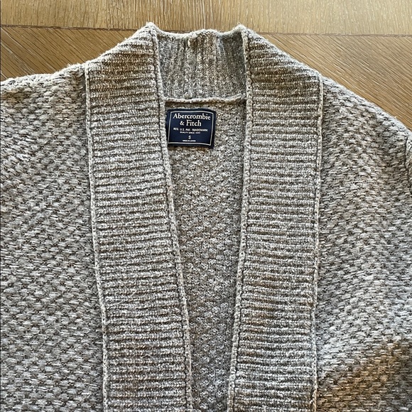 Abercrombie & Fitch Gray Knit Cardigan - Picture 7 of 9